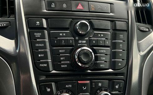 Opel Astra 2011 - фото 18