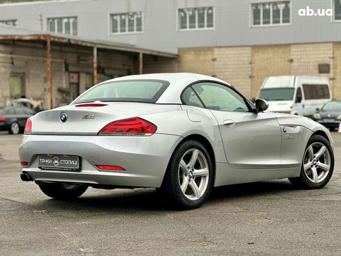BMW Z4 2012 - фото 7