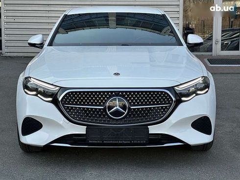 Mercedes-Benz E-Класс 2024 - фото 7