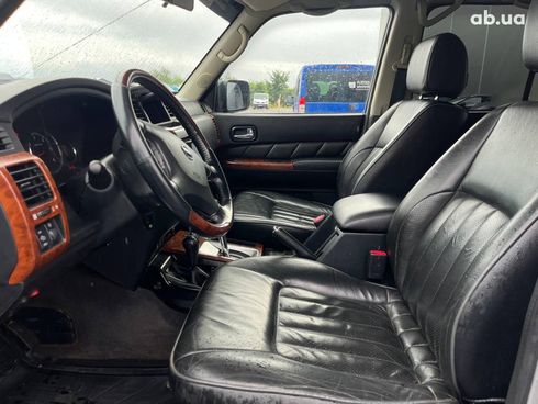 Nissan Patrol 2009 серый - фото 127