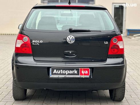 Volkswagen Polo 2004 черный - фото 8