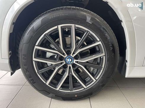 BMW iX1 2025 - фото 9