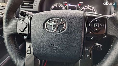 Toyota 4Runner 2019 - фото 19