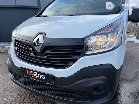 Renault Trafic 2019 - фото 10