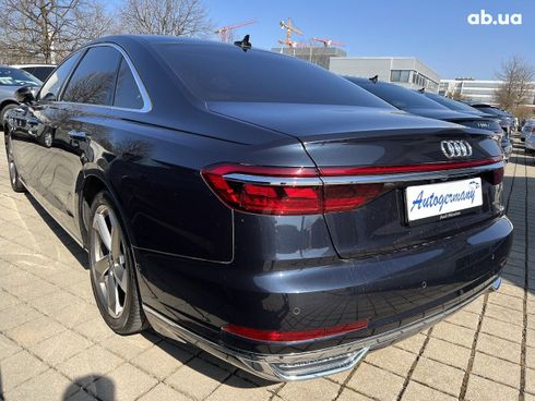 Audi A8 2021 - фото 28