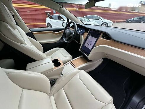 Tesla Model X 2018 - фото 10