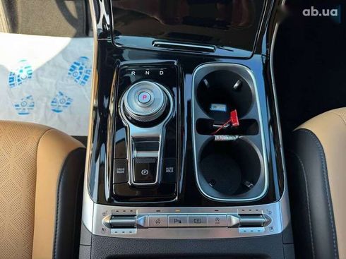 Kia Carnival 2021 - фото 27