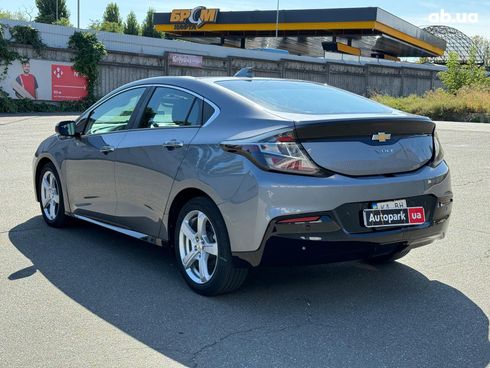 Chevrolet Volt 2018 серый - фото 8