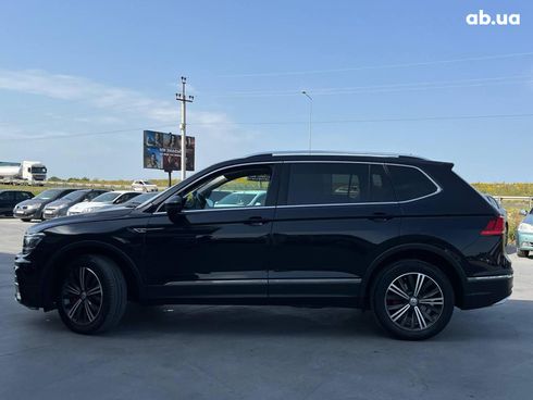 Volkswagen Tiguan 2018 черный - фото 10