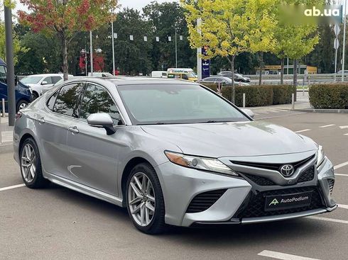 Toyota Camry 2018 - фото 6