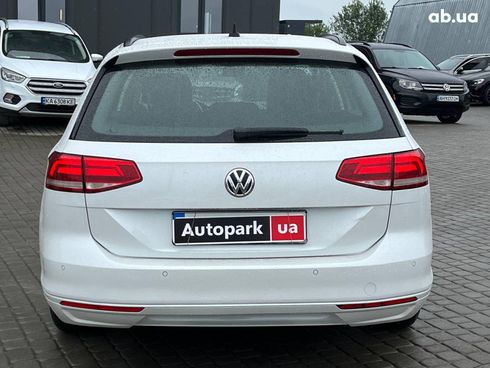 Volkswagen passat b8 2017 белый - фото 8
