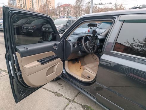 Jeep Patriot 2013 черный - фото 18