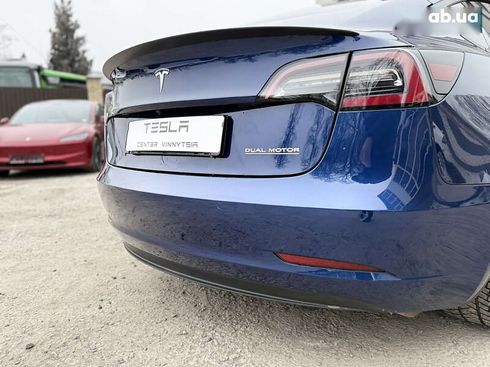 Tesla Model 3 2021 - фото 16