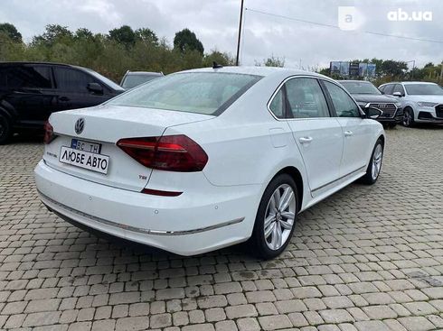 Volkswagen Passat 2017 - фото 6