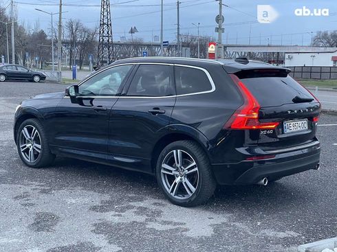 Volvo XC60 2018 - фото 9