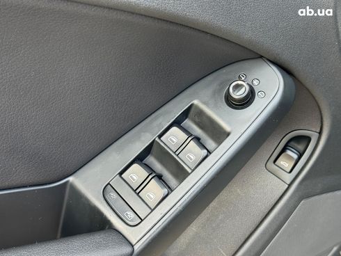 Audi A4 2010 серый - фото 18