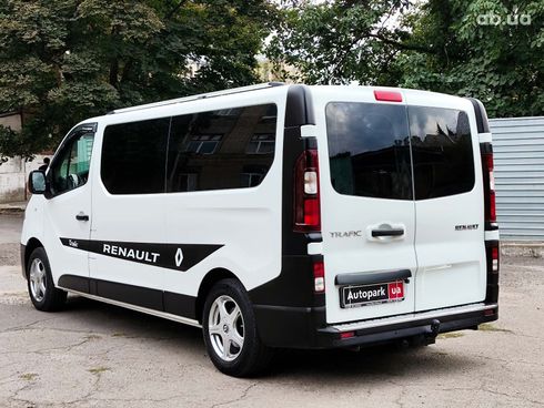 Renault Trafic 2018 белый - фото 4