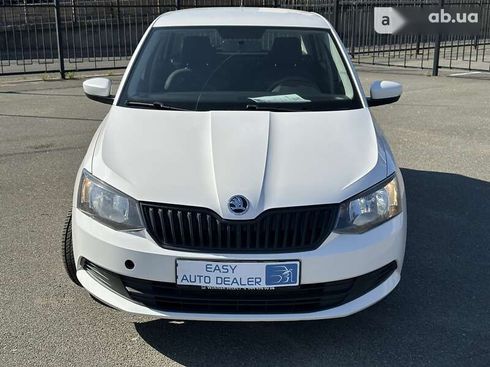 Skoda Fabia 2017 - фото 2