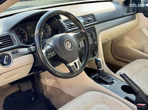 Volkswagen Passat 2015 - фото 18