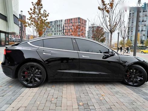 Tesla Model 3 2019 - фото 19