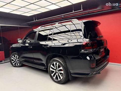 Toyota Land Cruiser 2018 - фото 20