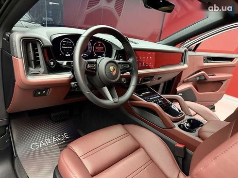 Porsche Cayenne Coupe 2025 - фото 30