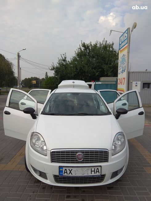Fiat Linea 2012 белый - фото 5