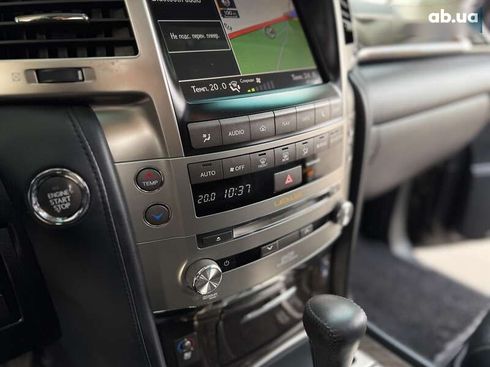Lexus LX 2013 - фото 24