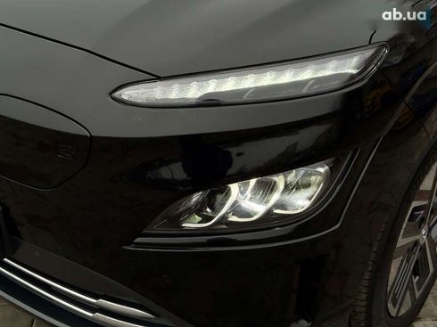 Hyundai Kona Electric 2021 - фото 15