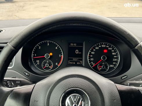Volkswagen Jetta 2011 черный - фото 28