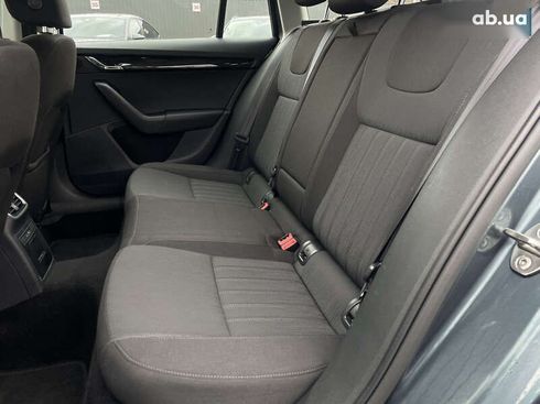 Skoda Octavia 2019 - фото 27
