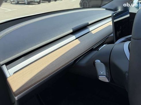 Tesla Model 3 2019 - фото 15