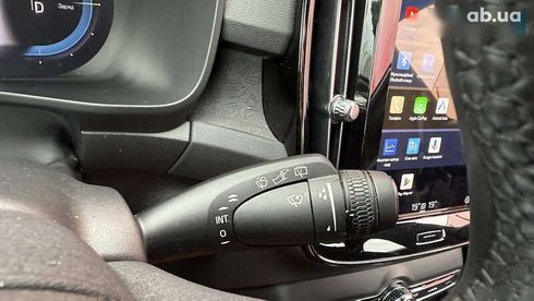 Volvo XC40 2022 - фото 28