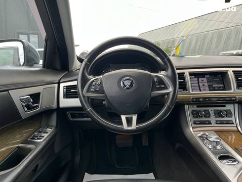 Jaguar XF 2015 серый - фото 12