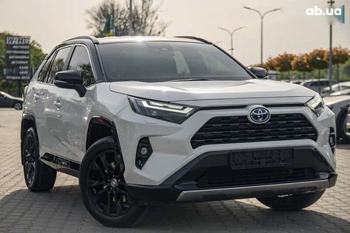 Toyota RAV4 2022 - фото 3