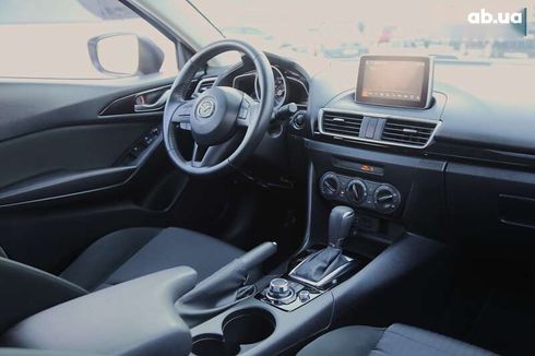 Mazda 3 2015 - фото 12