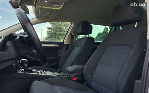 Volkswagen Passat 2021 - фото 15