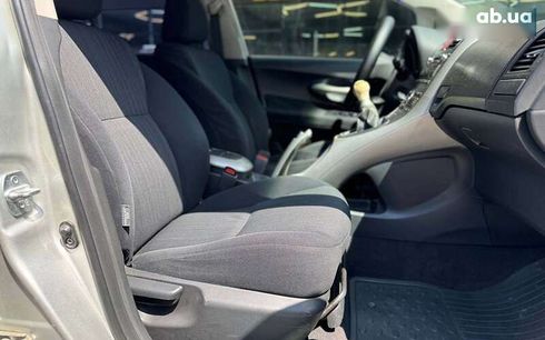 Toyota Auris 2008 - фото 15