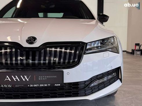 Skoda Superb 2019 - фото 4