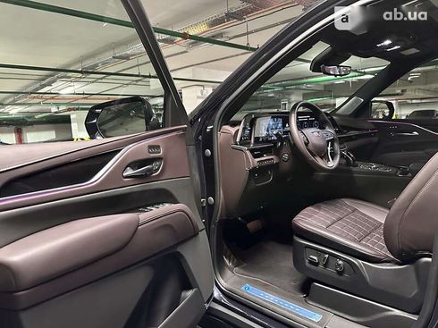 Cadillac Escalade 2022 - фото 29