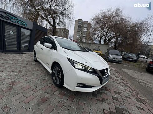 Nissan Leaf 2019 - фото 28