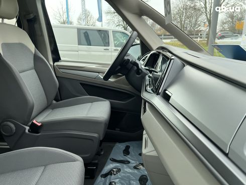 Volkswagen Multivan 2022 - фото 22