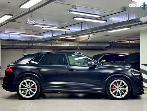 Audi RS Q8 2020 - фото 25