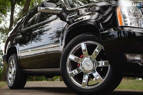 Cadillac Escalade 2008 - фото 11