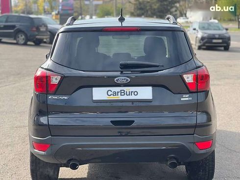 Ford Escape 2019 - фото 11