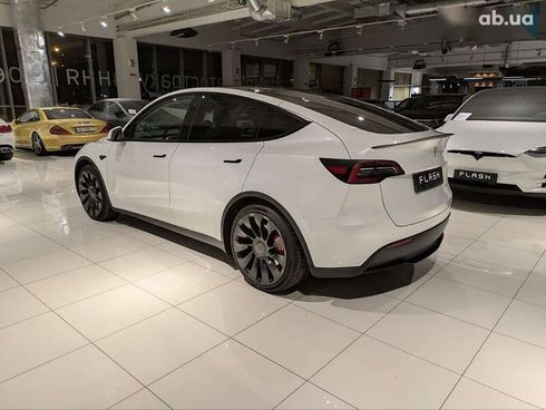 Tesla Model Y 2023 - фото 6