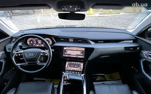 Audi E-Tron 2021 - фото 13