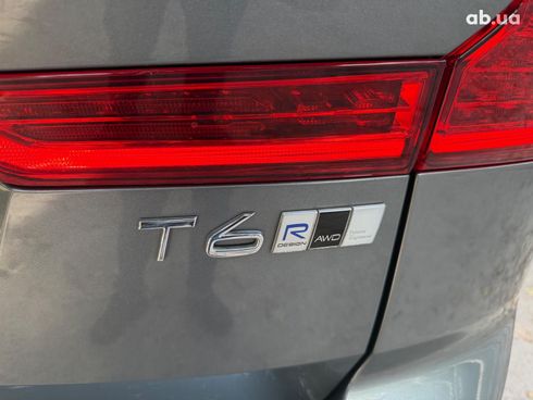 Volvo XC60 2019 серый - фото 14