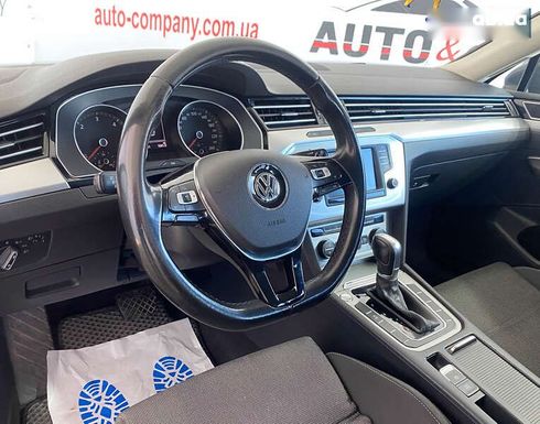 Volkswagen Passat 2015 - фото 6