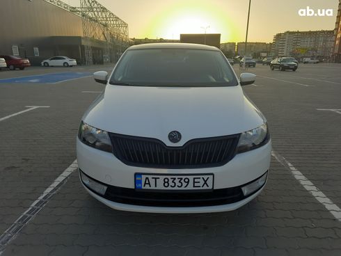 Skoda Rapid 2013 белый - фото 6